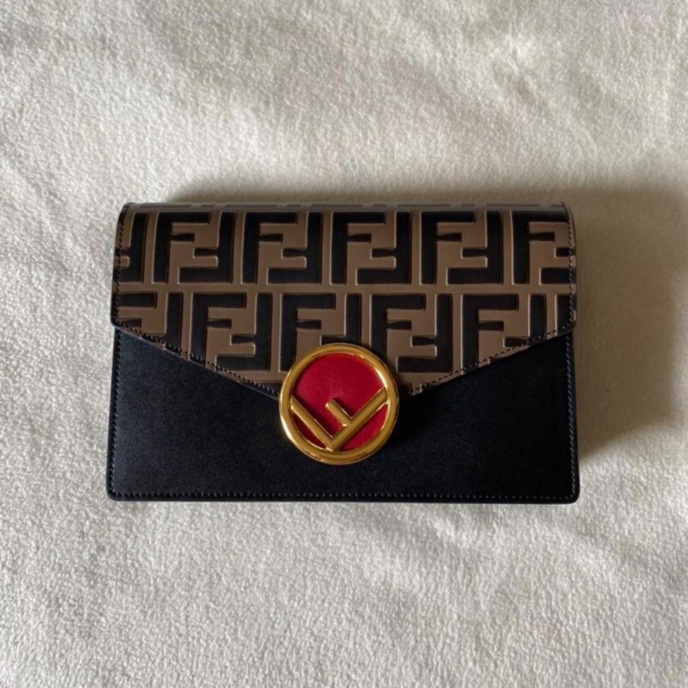 Fendi Wallet On Chain Bag
